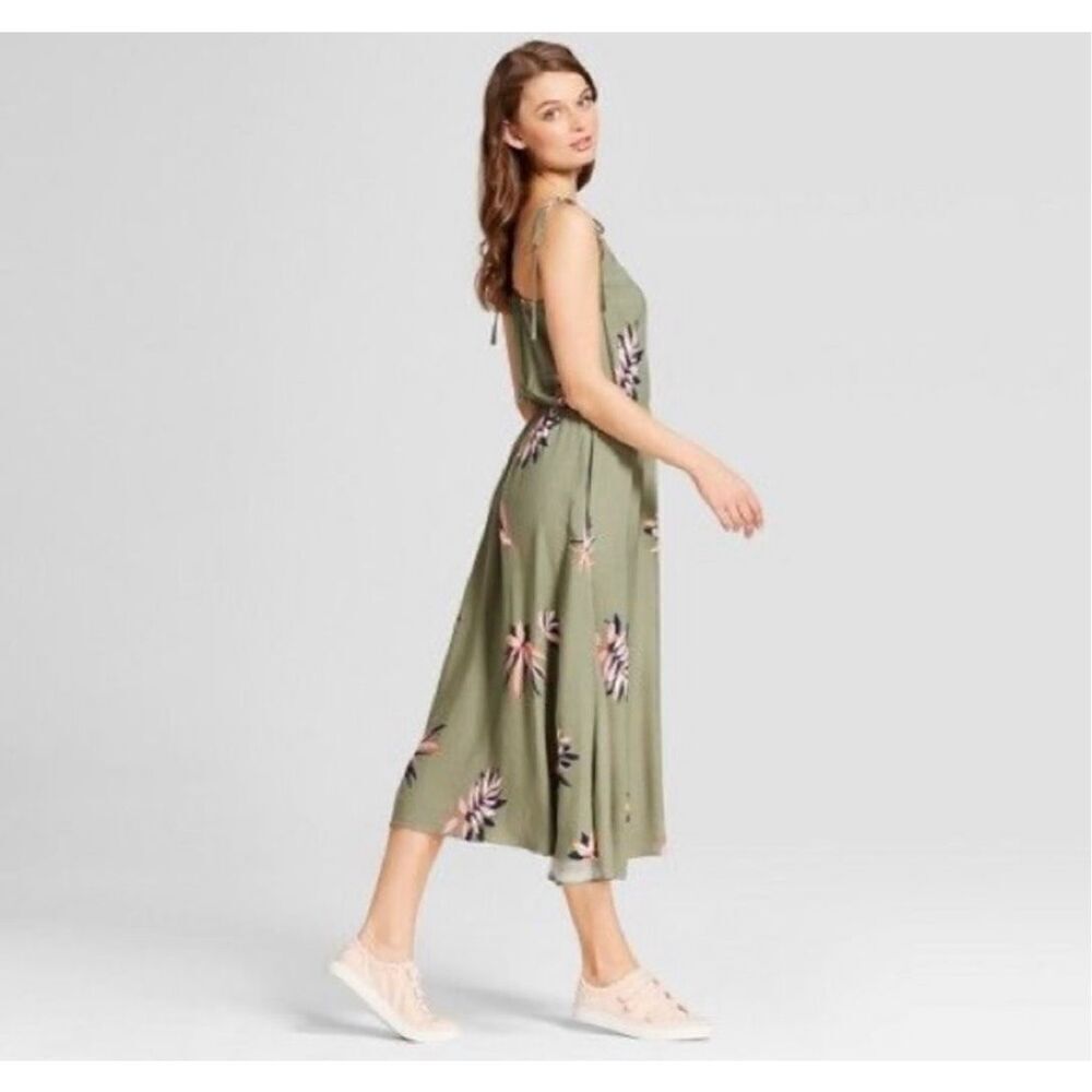 ✨A New Day Printed Olive Leaf Swing Sz Large Green Dress✨